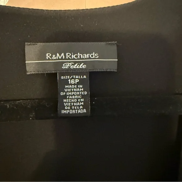 R&M Richards Black Shrug Petite Sweater Lightweight Cardigan- Size 16P #54 - Picture 3 of 4